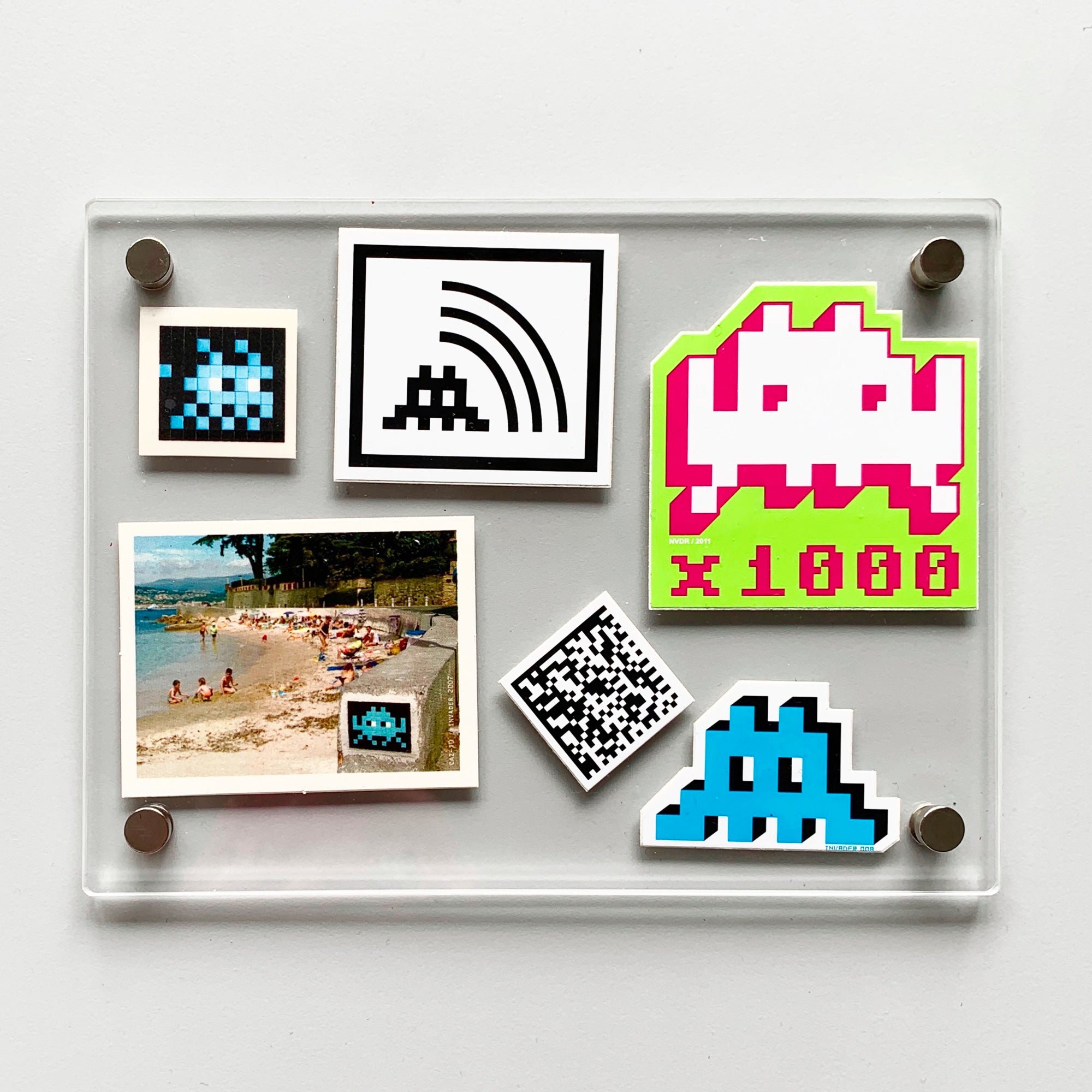 Invader - Set of stickers #6 – Achetez de l'Art